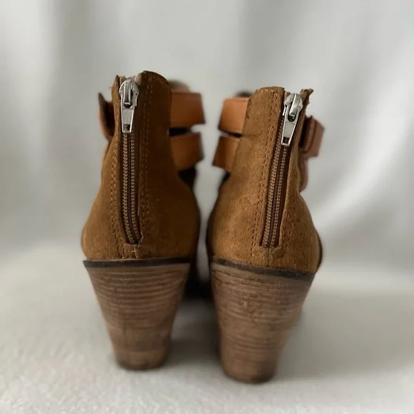 Dolce Vita Size 8 1/2 Leather Cognac Booties - Picture 8 of 16
